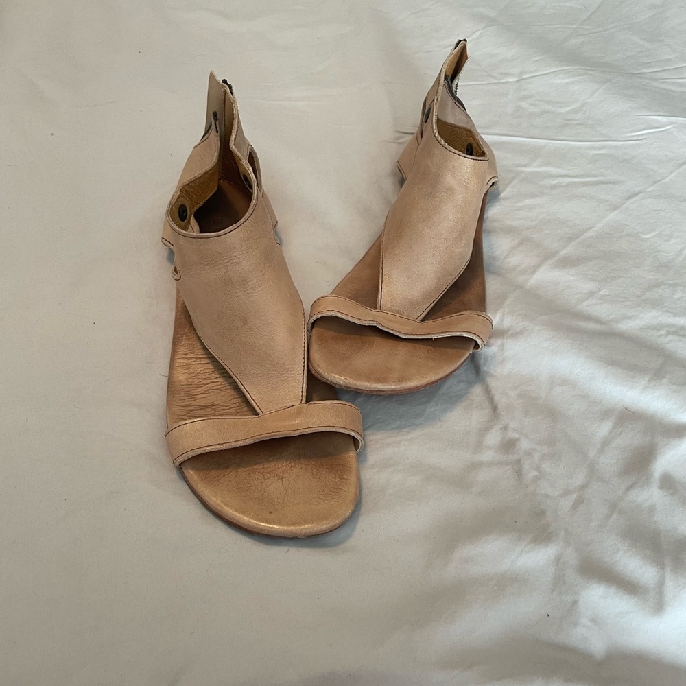 Size 11 Bed Stu Leather Sandals
